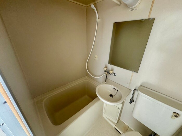 物件内観写真14　(バス／シャワールーム等)