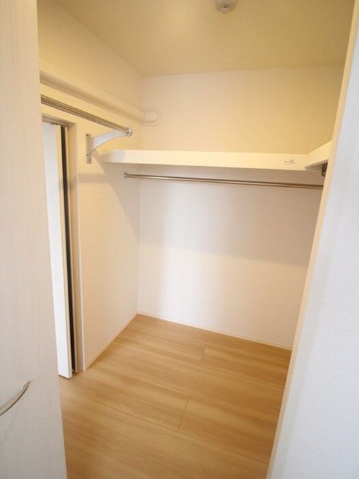 物件内観写真14　(収納)