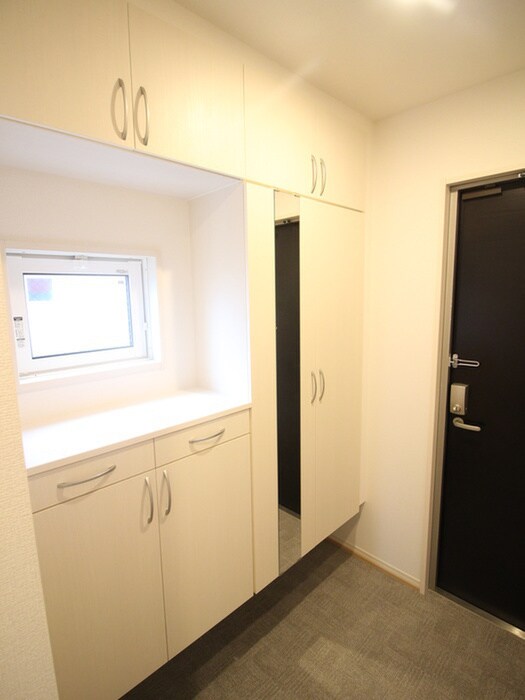 物件内観写真16　(靴箱)