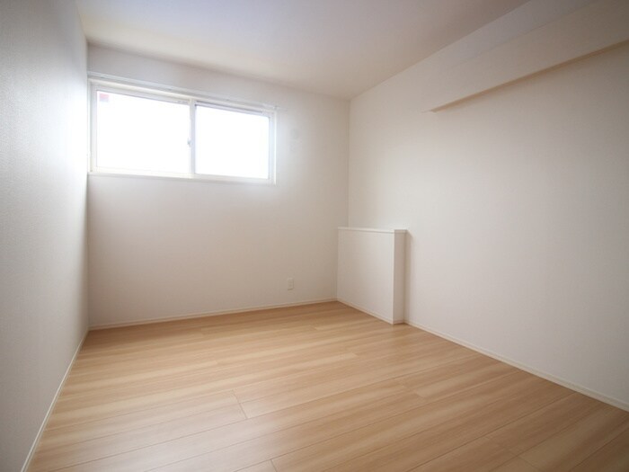 物件内観写真20　(居室)