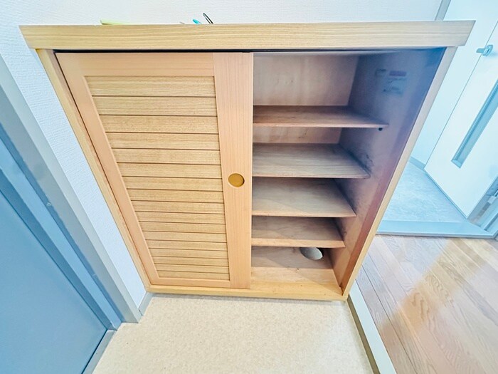 物件内観写真18　(靴箱)