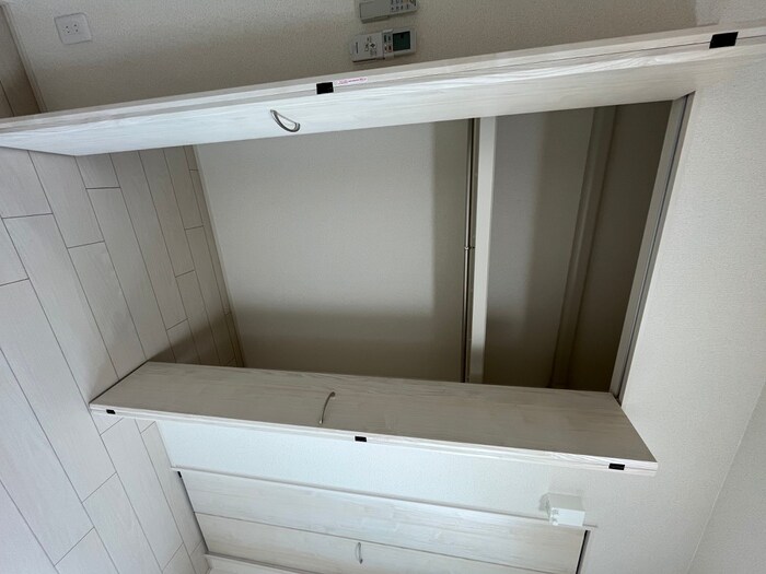 物件内観写真15　(収納)