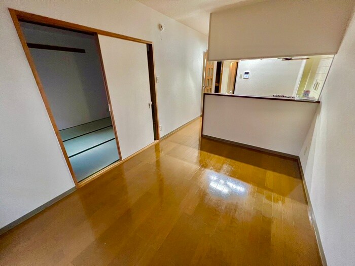 物件内観写真7　(居室)