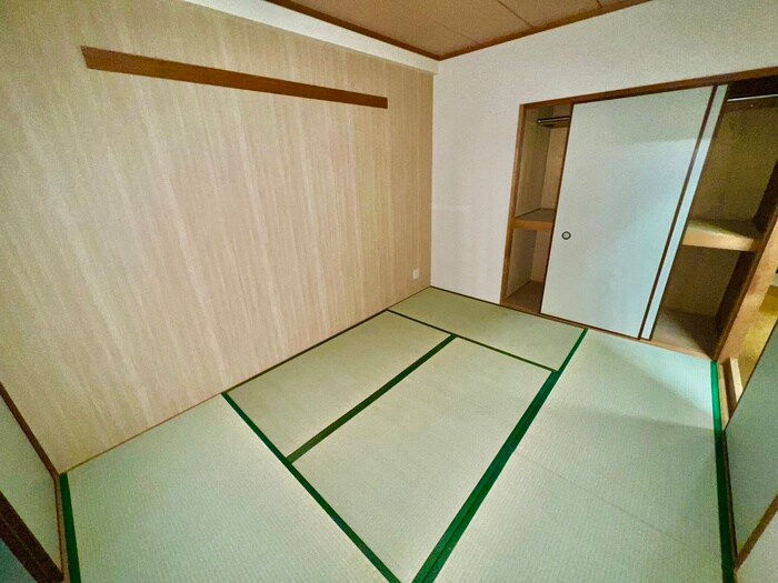 物件内観写真13　(居室)