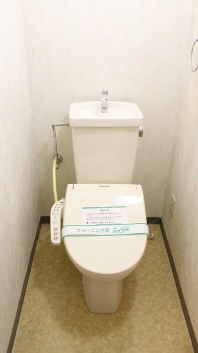 物件内観写真15　(トイレ)