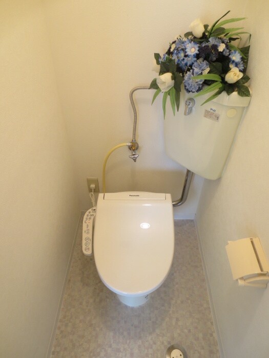 物件内観写真4　(トイレ)