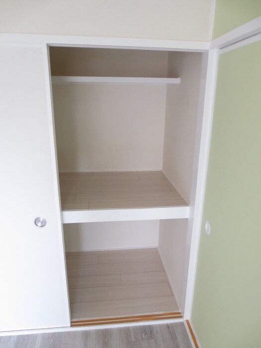物件内観写真11　(収納)