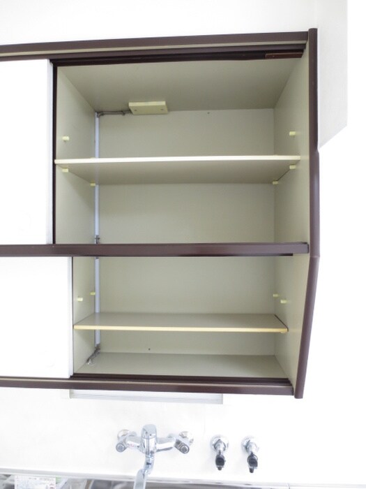 物件内観写真12　(収納)