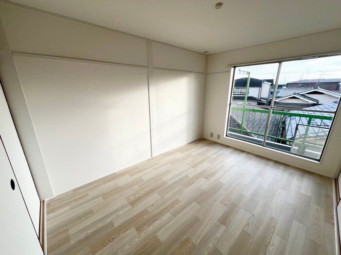 物件内観写真9　(居室)