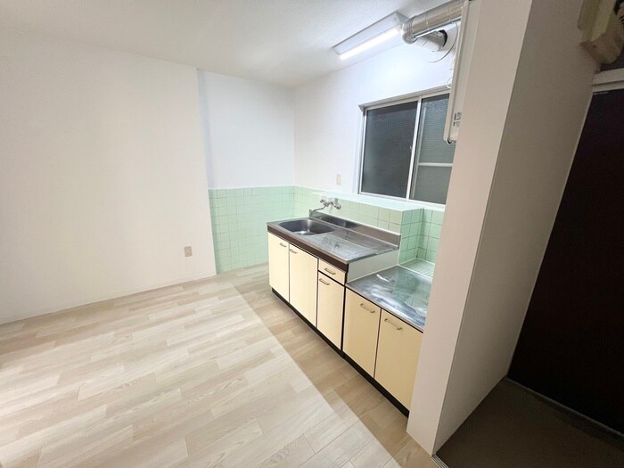 物件内観写真11　(居室)