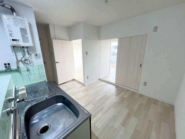 物件内観写真12　(居室)