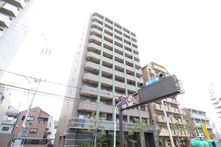 ｸﾚｱ-ﾄﾞｱﾄﾞﾊﾞﾝｽ北大阪(1204)外観写真