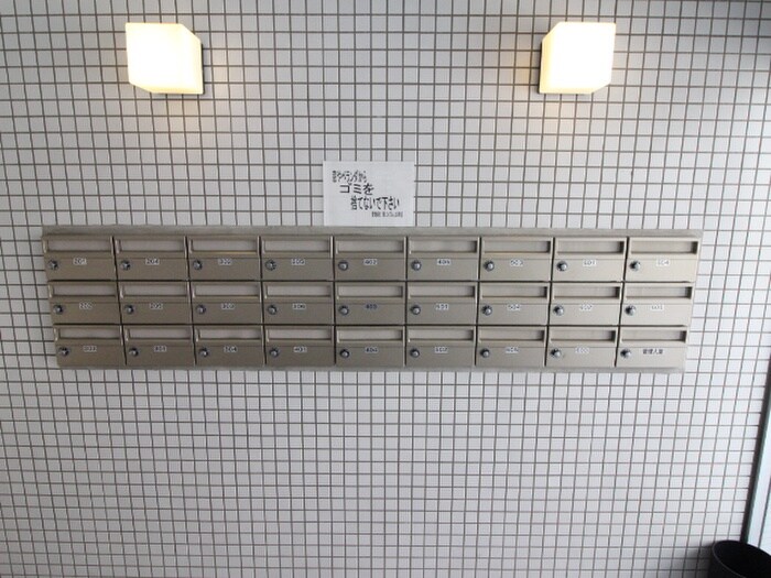 物件外観写真6　(建物設備)