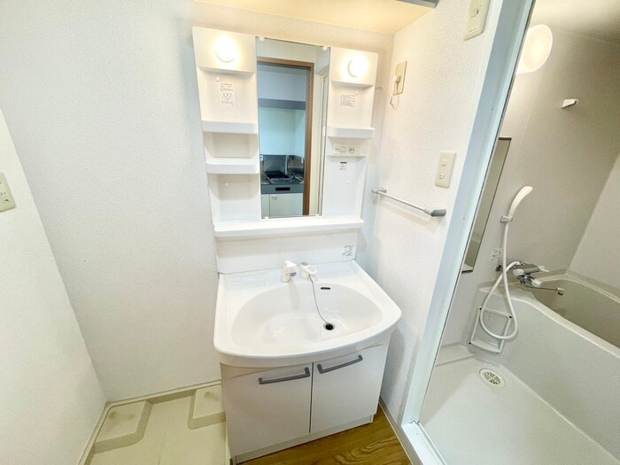 物件内観写真13　(洗面)