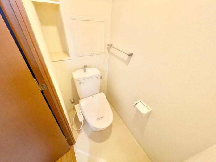 物件内観写真14　(トイレ)