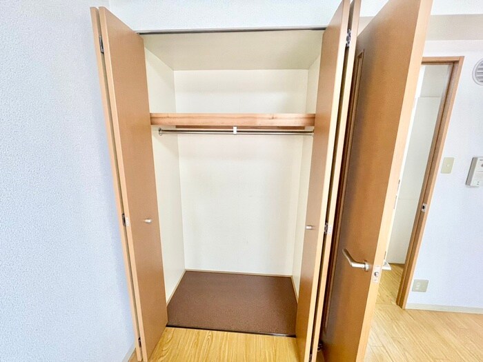 物件内観写真15　(収納)
