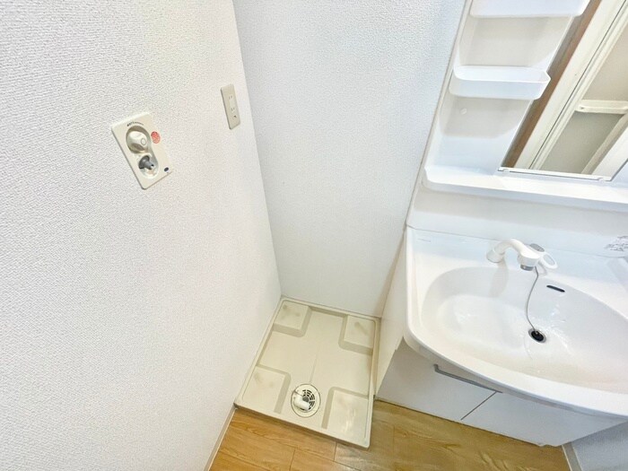 物件内観写真21　(洗濯機置場)