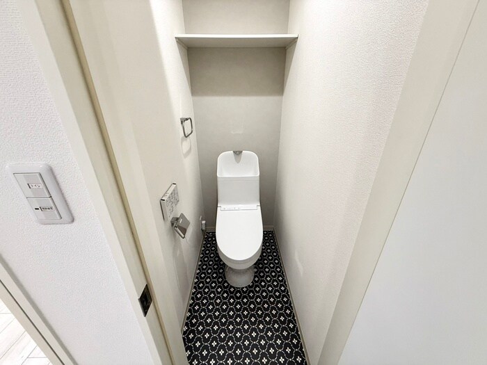 物件内観写真8　(トイレ)