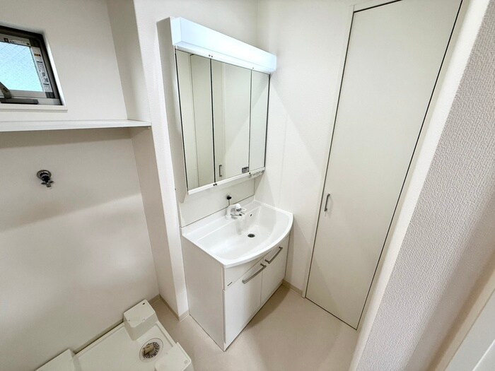 物件内観写真9　(洗面)