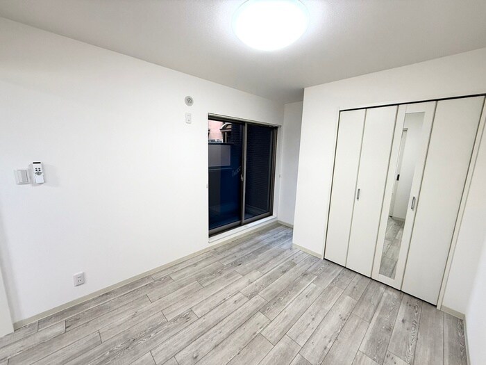 物件内観写真14　(居室)