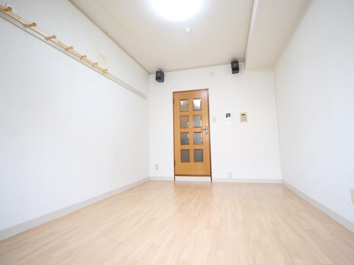 物件内観写真16　(居室)