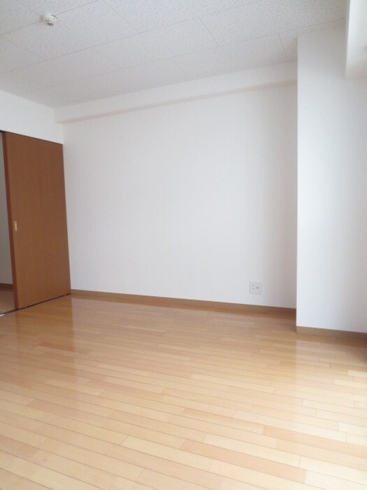 物件内観写真13　(居室)