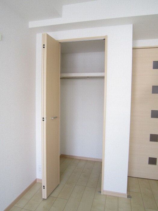 物件内観写真18　(収納)