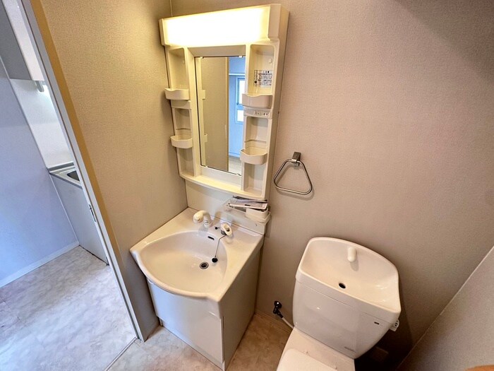 物件内観写真14　(洗面)