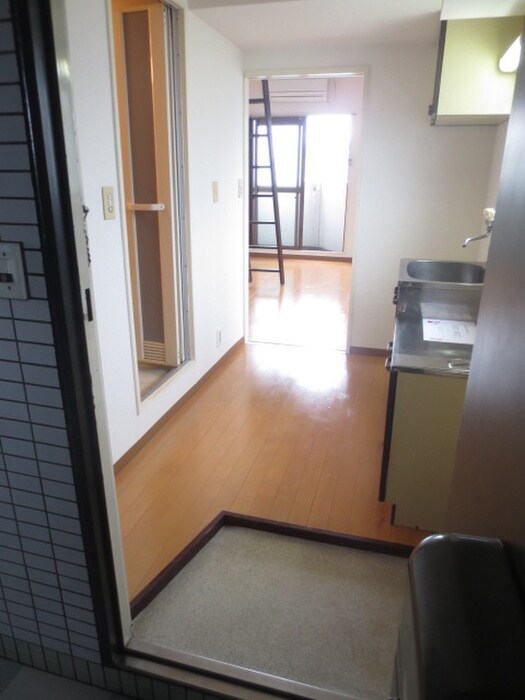 物件内観写真15　(廊下)