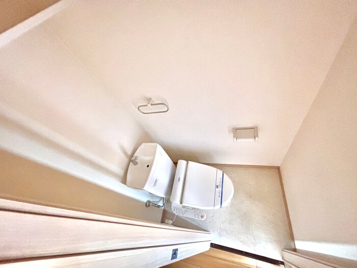 物件内観写真9　(トイレ)