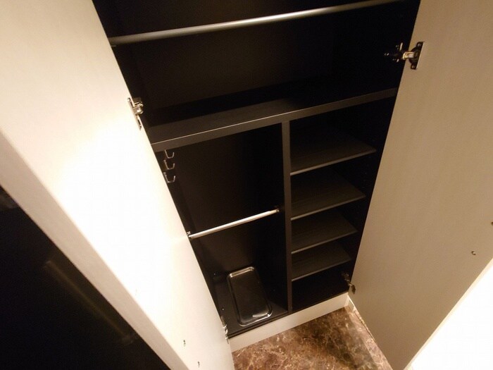 物件内観写真14　(靴箱)