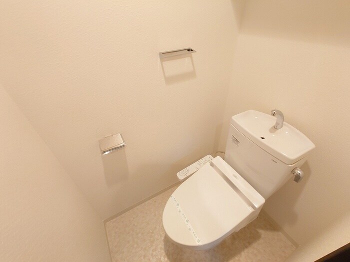 物件内観写真17　(トイレ)