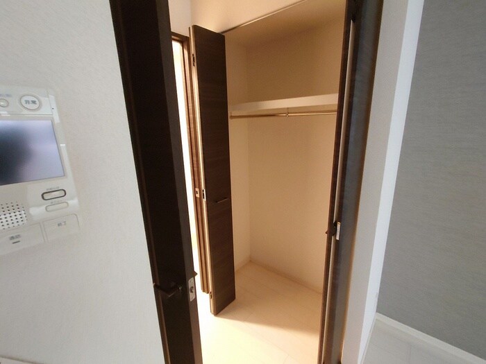 物件内観写真21　(収納)