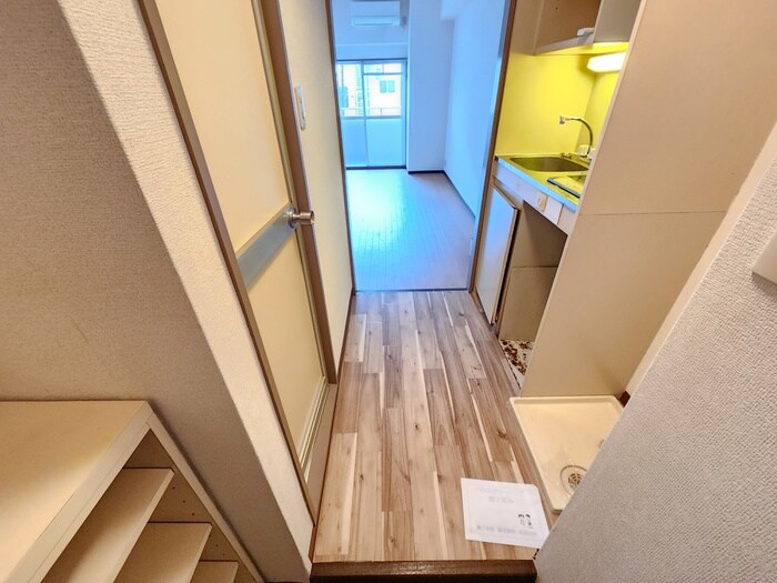 物件内観写真17　(廊下)