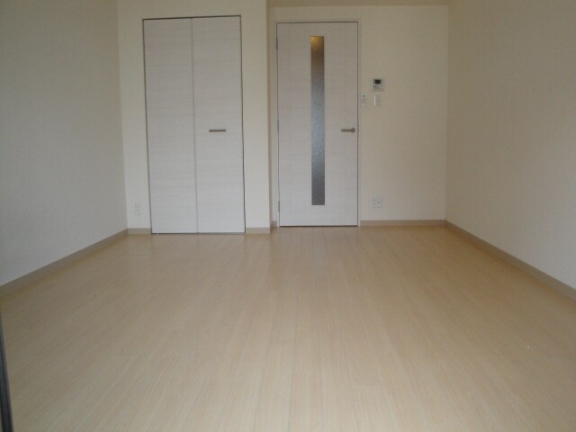 物件内観写真6　(居室)