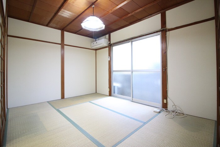 物件内観写真4　(居室)