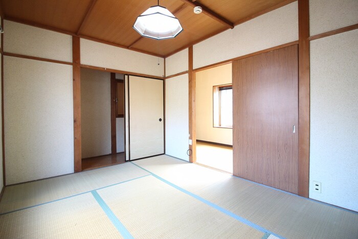 物件内観写真6　(居室)