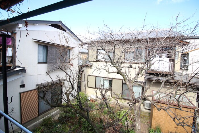 物件内観写真14　(室内からの展望)