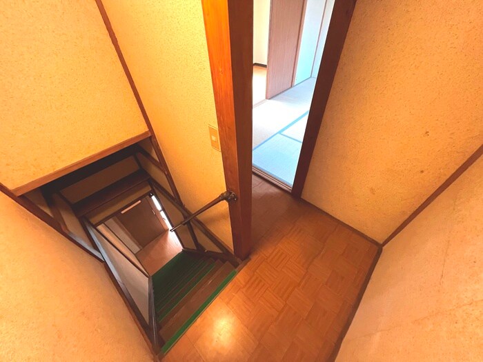 物件内観写真15　(廊下)