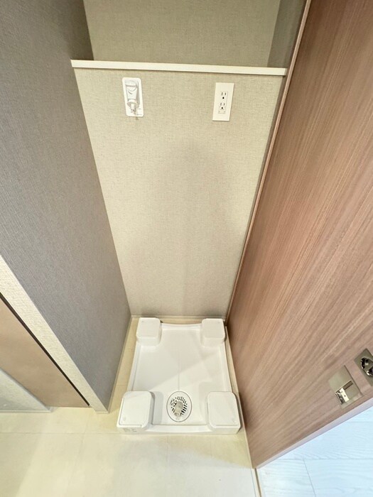 物件内観写真13　(洗濯機置場)