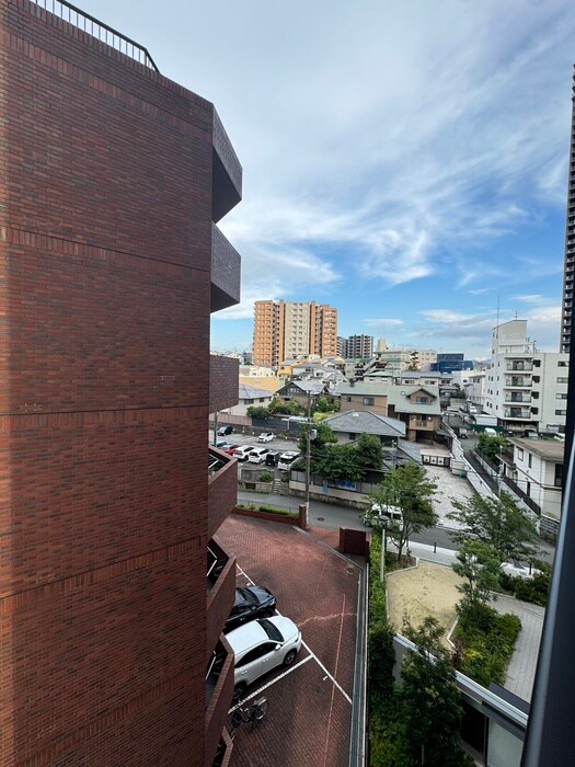 物件内観写真22　(室内からの展望)