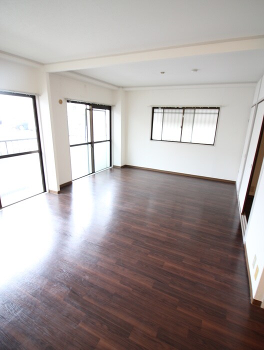 物件内観写真9　(居室)