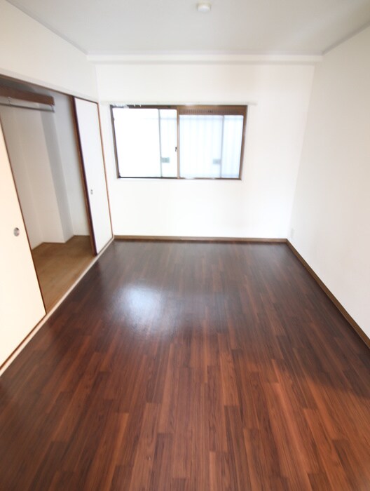 物件内観写真16　(居室)