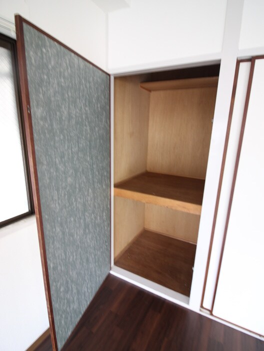 物件内観写真21　(収納)