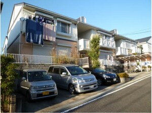 クレールプラザＢ棟外観写真