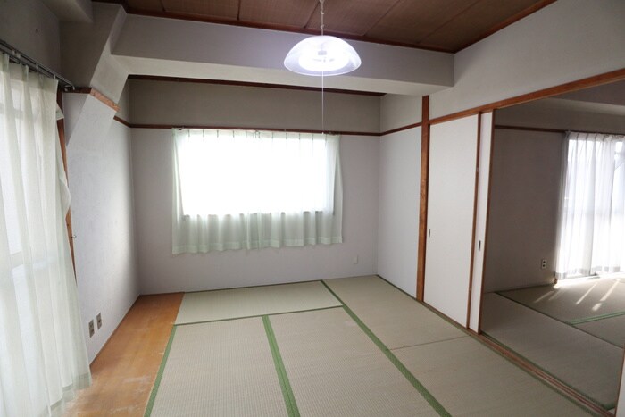 物件内観写真8　(居室)