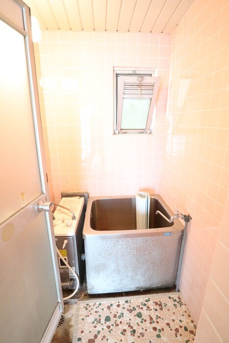 物件内観写真12　(バス／シャワールーム等)