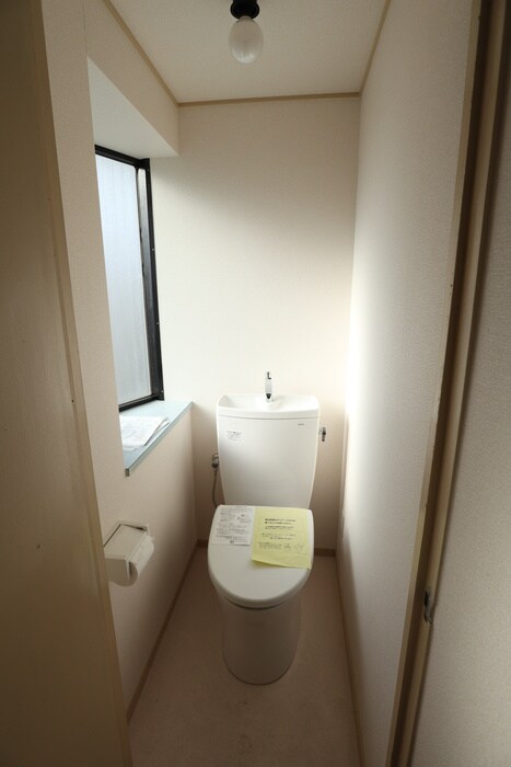 物件内観写真13　(トイレ)