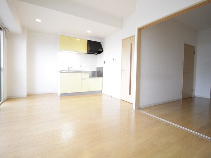 物件内観写真8　(居室)