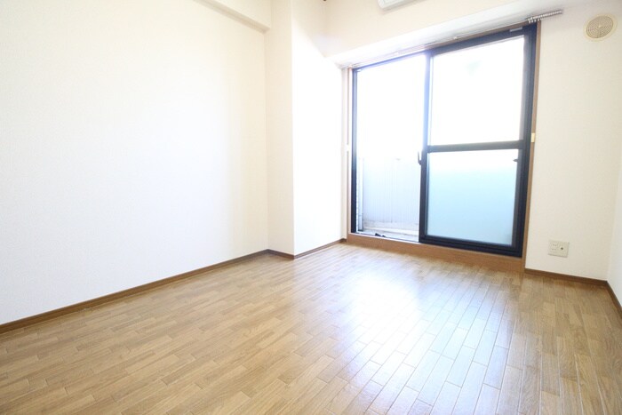 物件内観写真12　(居室)